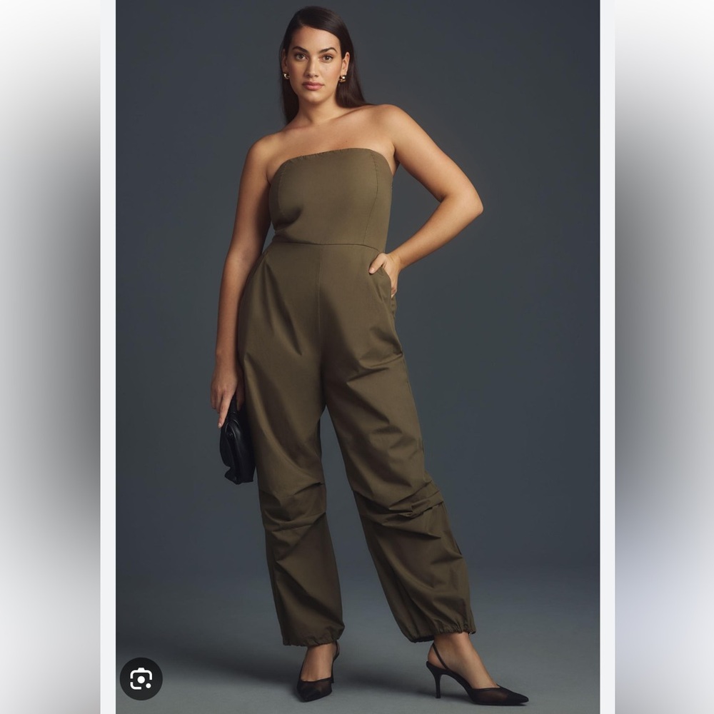 🍋 Anthropologie Strapless Parachute Jumpsuit Olive 16W (Plus)
